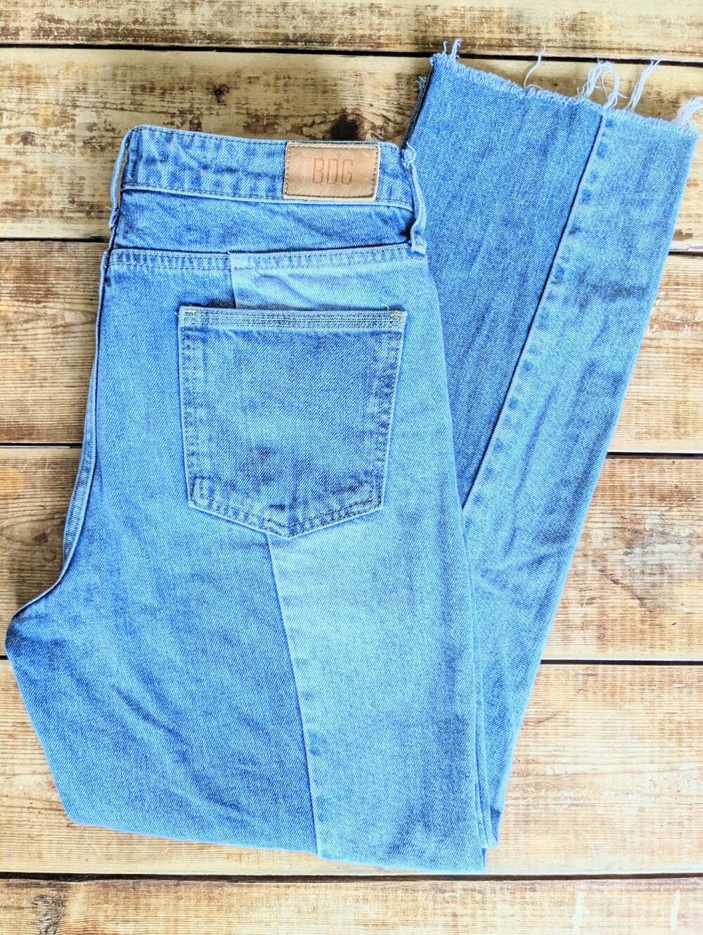 BDG Urban Outfitters Jessye Two-Tone Straight Leg Cropped Cotton Raw Hem W28 - Picture 7 of 10